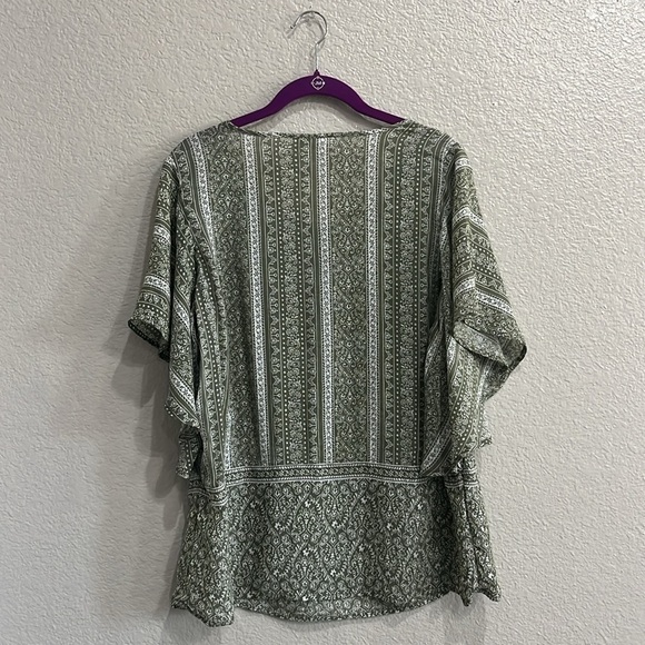 Liz Claiborne peasant Blouse Flair Short Sleeve Size Medium Ruffle Top - Picture 9 of 10